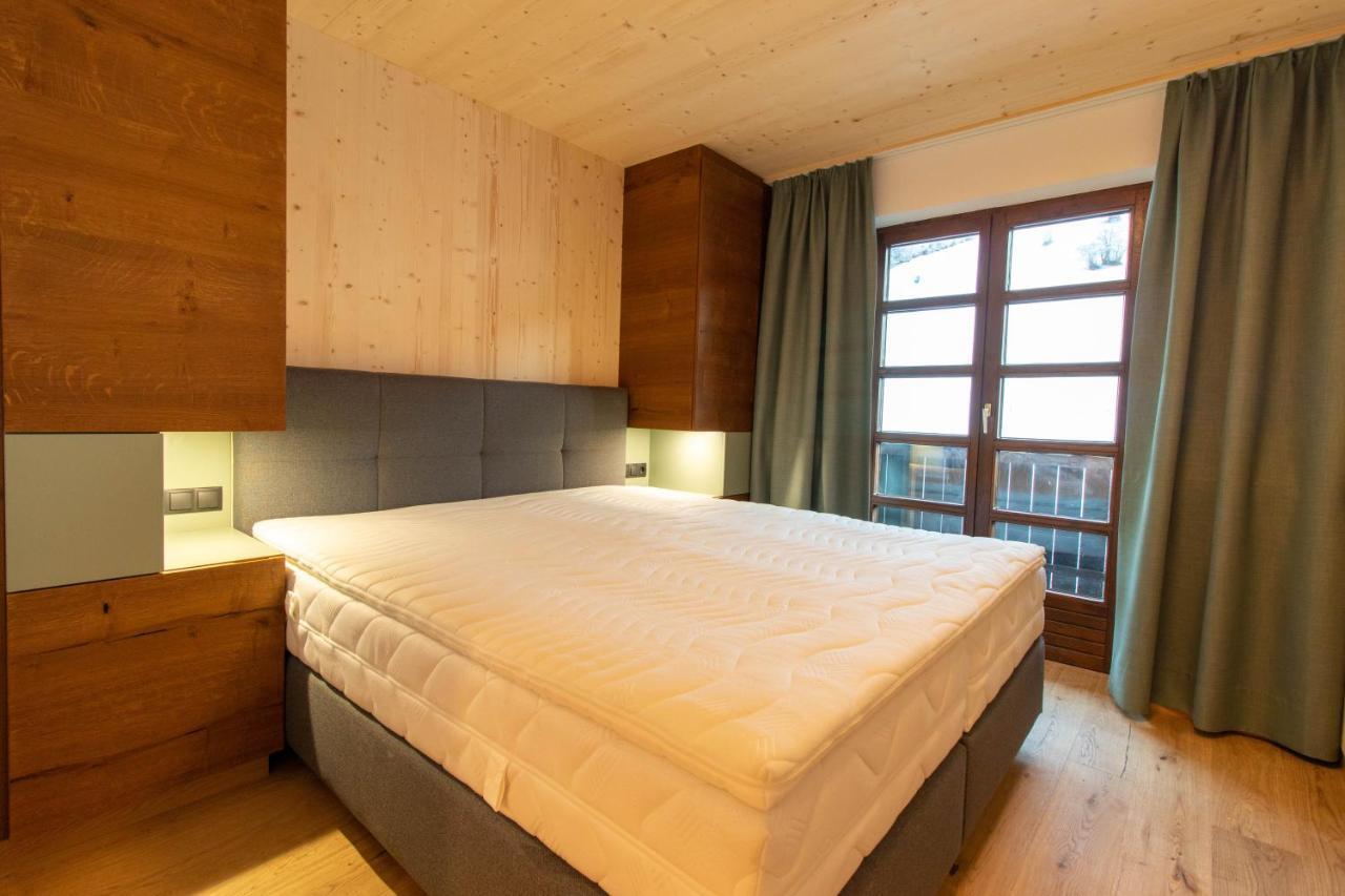 Wally Berg-Appartements Zams Eksteriør bilde
